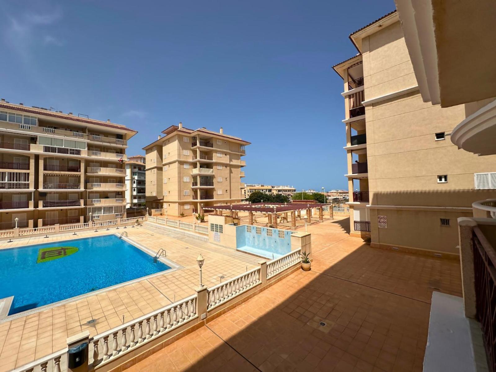 Cipres 4 Apartamento En Urbanizacion Con Piscina Torrevieja Exterior photo