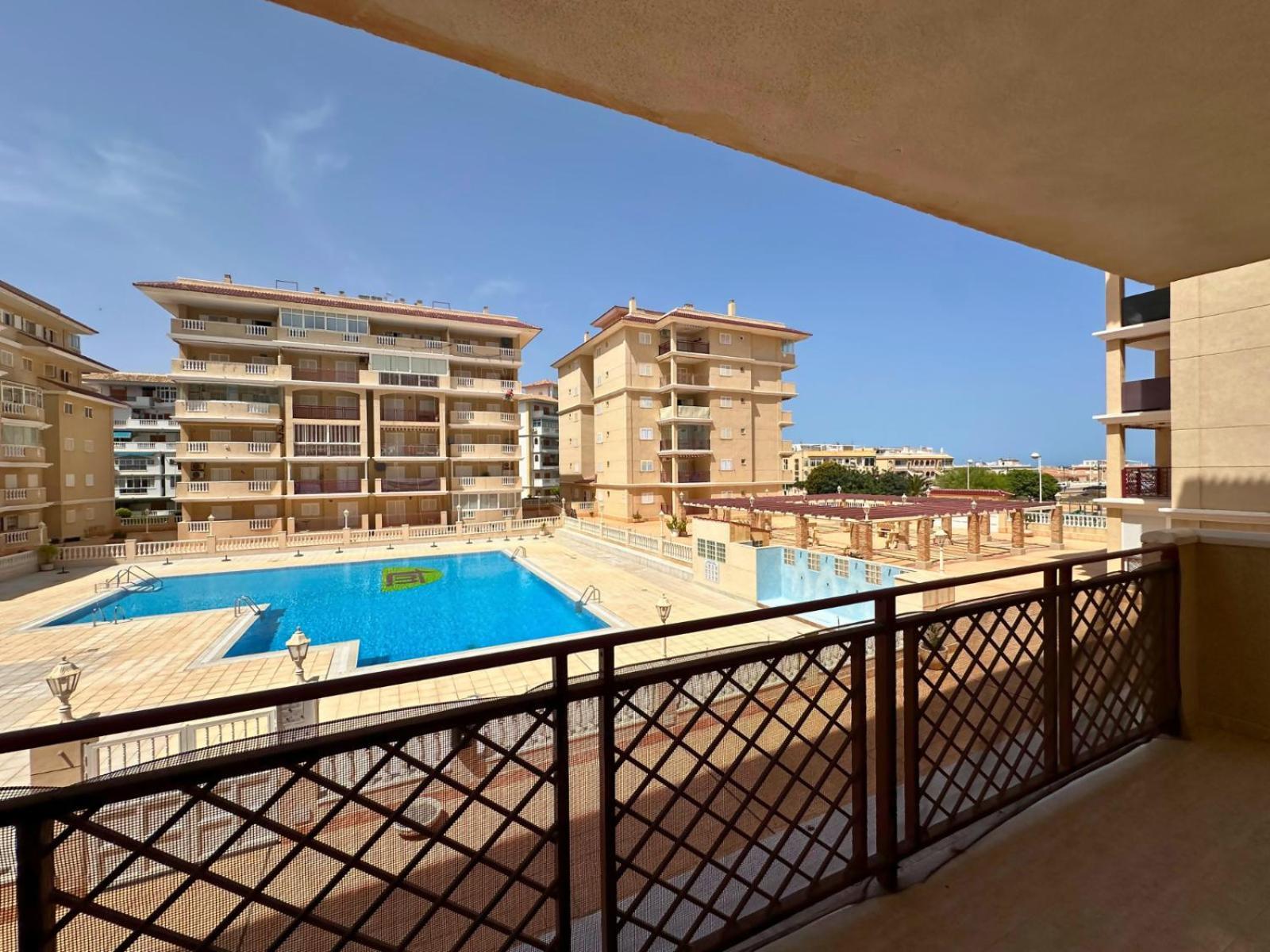 Cipres 4 Apartamento En Urbanizacion Con Piscina Torrevieja Exterior photo